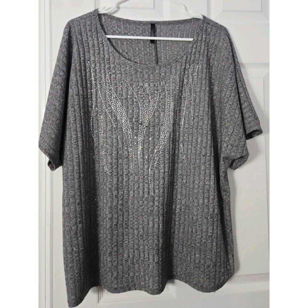 Forever Jade Womans Short Sleeve Blouse With Rinestones‎ Size 2XL Grey